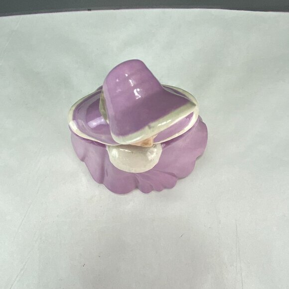 Vintage Holland Mold Victorian Lady With Muff Figurine - Picture 5 of 9